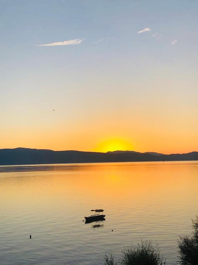 Sunrise Beach Peštani Extérieur photo